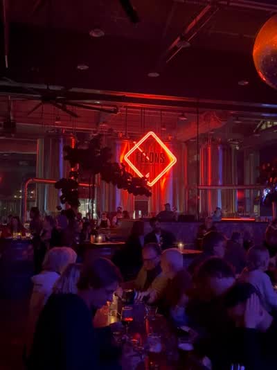 Jazz Club’s tonight. Guested by Groove Elation.